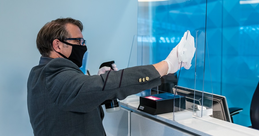 Delta ofrece a los clientes más espacio para viajar con mayor seguridad 